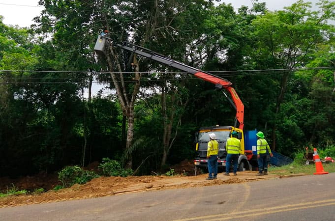 Camión con canasta 16 mts de brazo