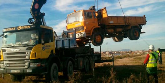 Grúas Orión alquiler de camión Panamá