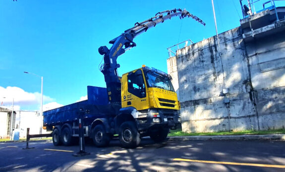 alquilar gruas en panama