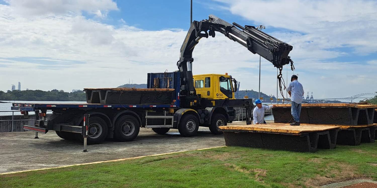 Operaciones con camion grua
