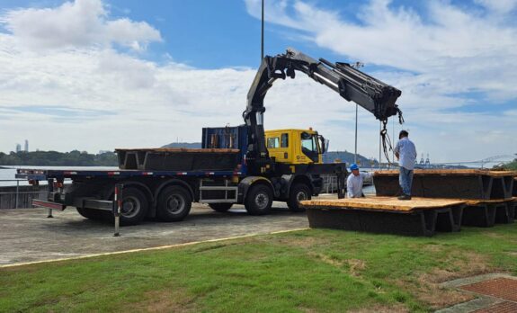 Operaciones con camion grua