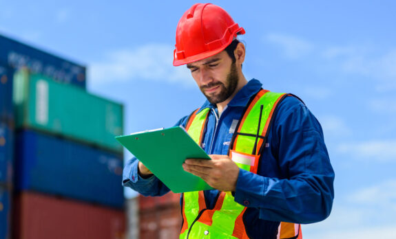 La tabla de carga de un camión grúa