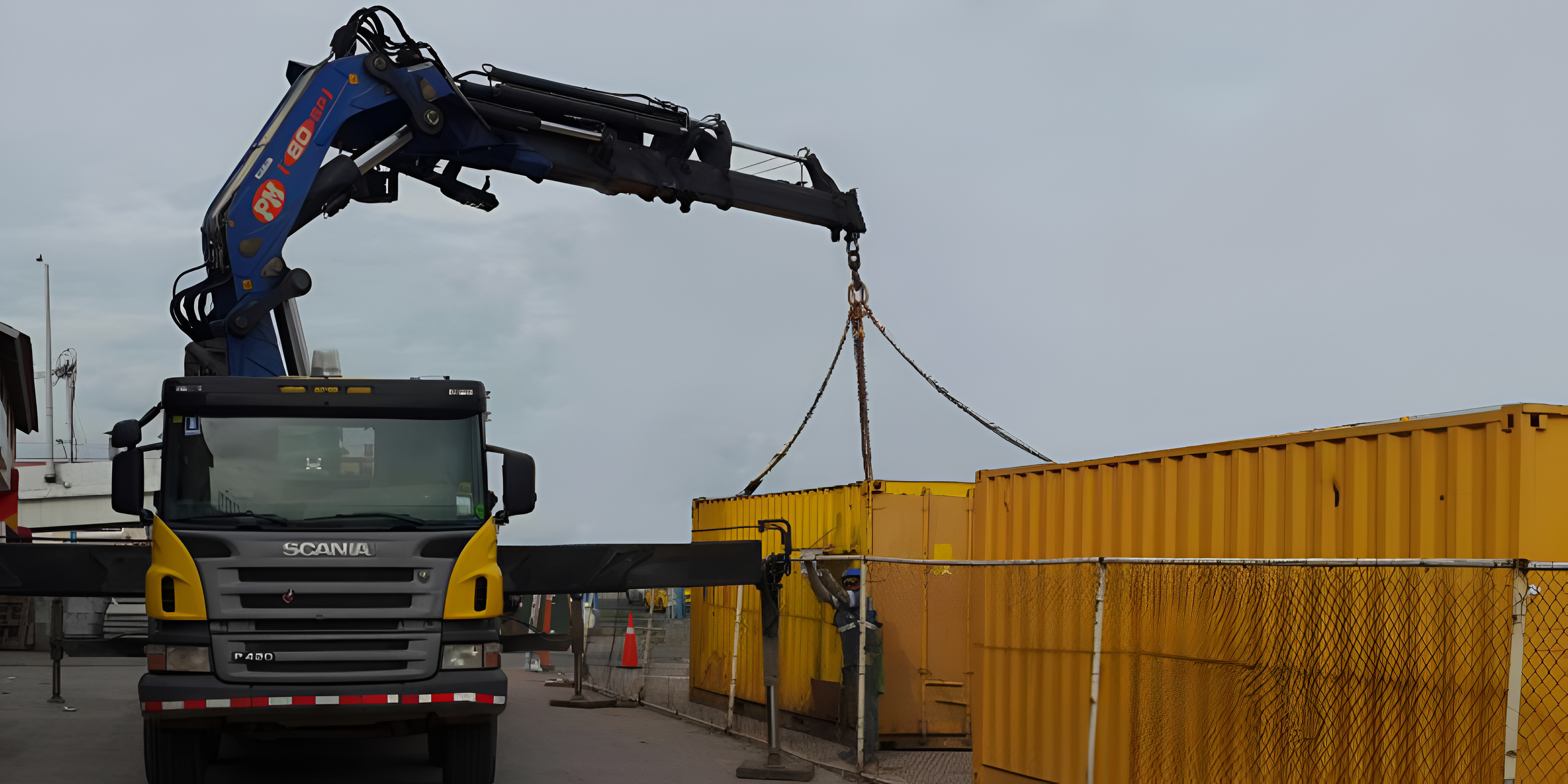 Distribuidores oficiales de Grúas PM en Panamá