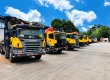 Izaje con dos grúas de una viga metálica en una obra en Panamá
